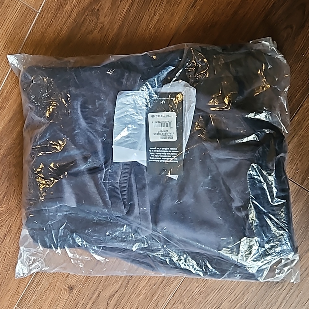TRUE RELIGION CRYSTAL HS VELOUR TUBE JUMPSUIT WOMEN'S SIZE LARGE  BLACK - Picture 9 of 10